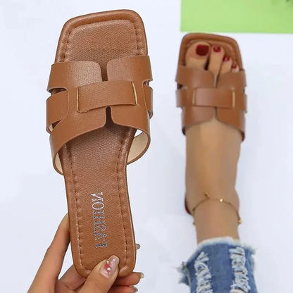 Summer Slippers Women Flat Outdoor Trend Beach Sandals Female Flip Flops Brand Design