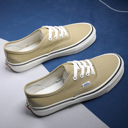 2022 Summer New Womens Canvas Shoes Men Fashion Concise Casual Sneakers Low Top Skateboarding Shoes Wear-Resisting Flat Sneakers