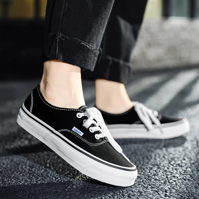 2022 Summer New Womens Canvas Shoes Men Fashion Concise Casual Sneakers Low Top Skateboarding Shoes Wear-Resisting Flat Sneakers